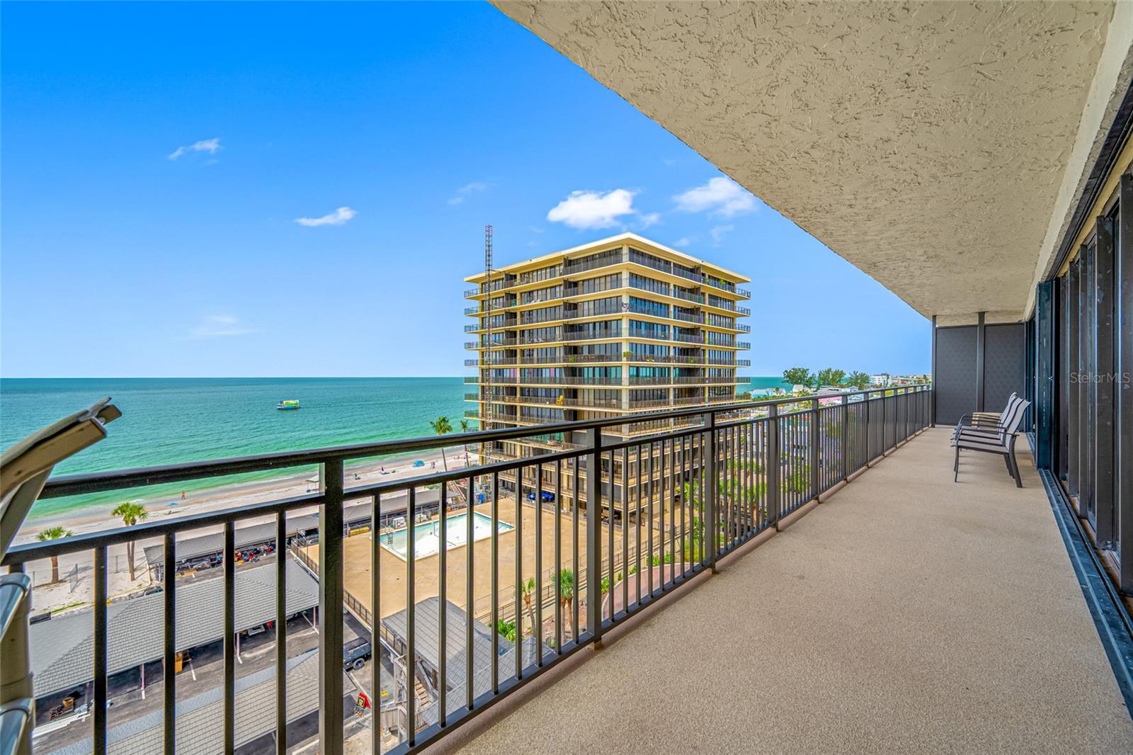 Image 20 of 47 For 7600 Bayshore Drive 703a