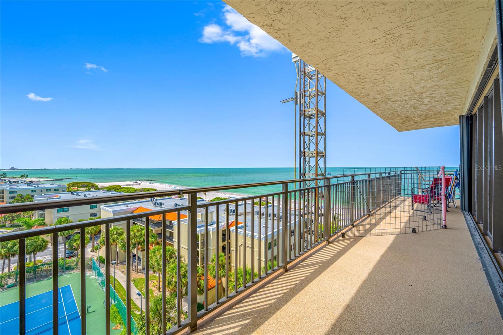 Image 35 of 47 For 7600 Bayshore Drive 703a