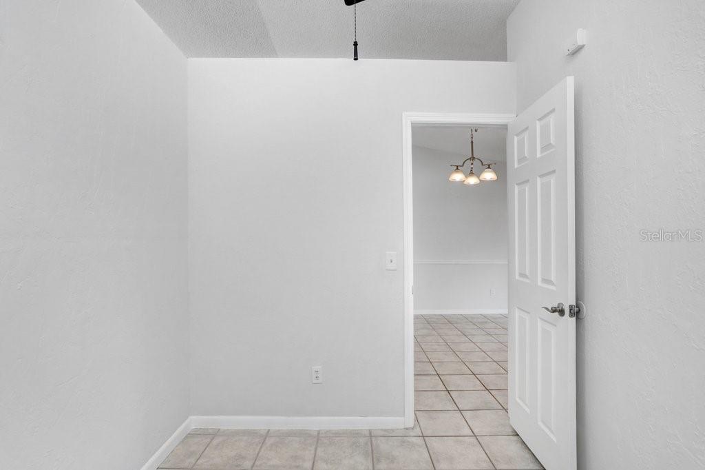 Image 10 of 39 For 5203 Landsman Avenue