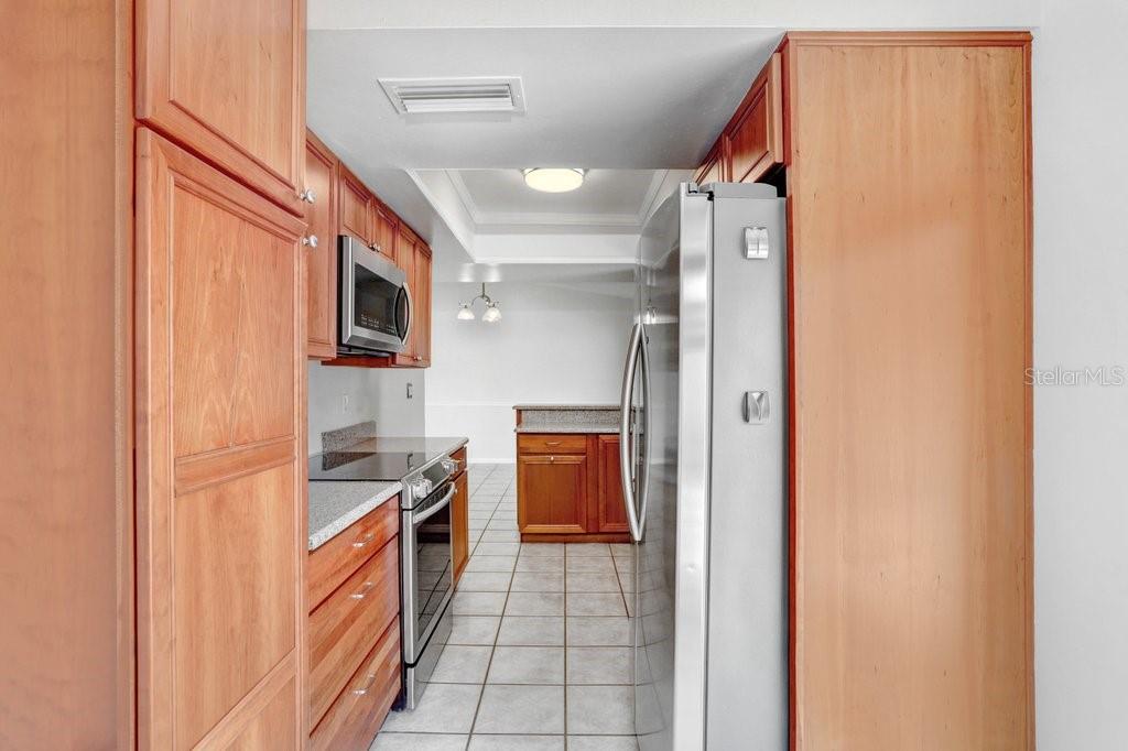 Image 13 of 39 For 5203 Landsman Avenue