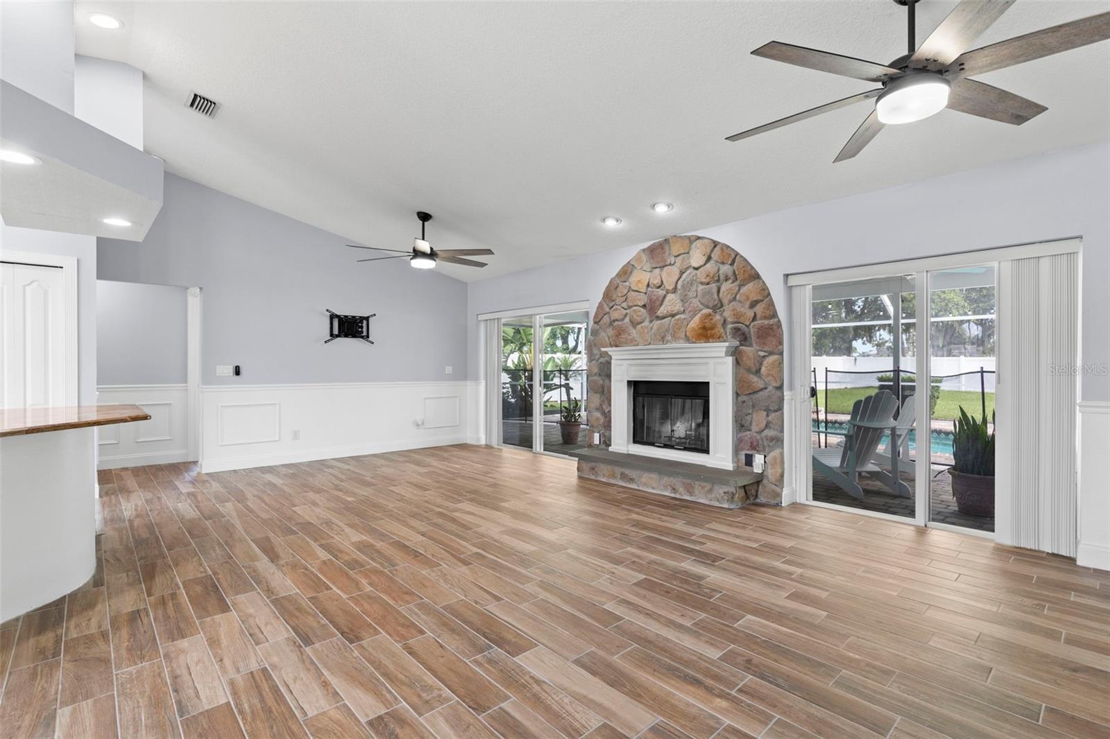 Image 29 of 31 For 22755 Cypress Trail Drive
