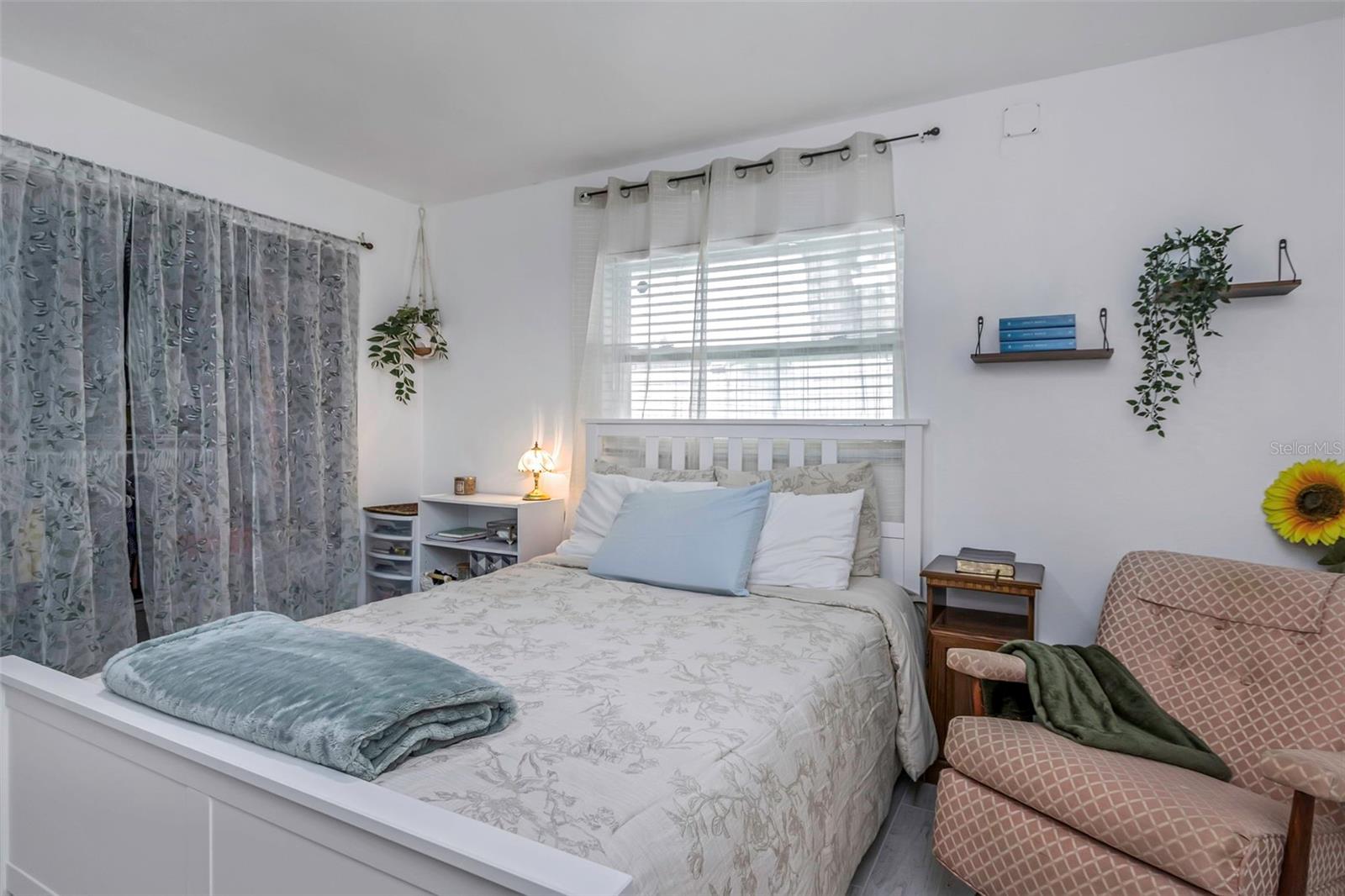 Image 11 of 24 For 1808 Mapleleaf Boulevard