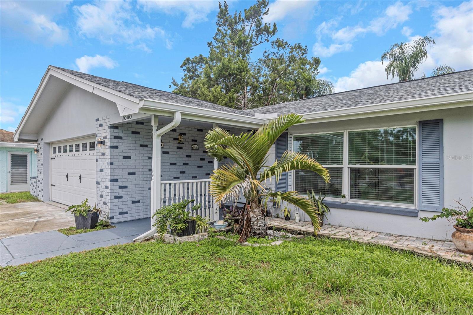Image 2 of 24 For 1808 Mapleleaf Boulevard