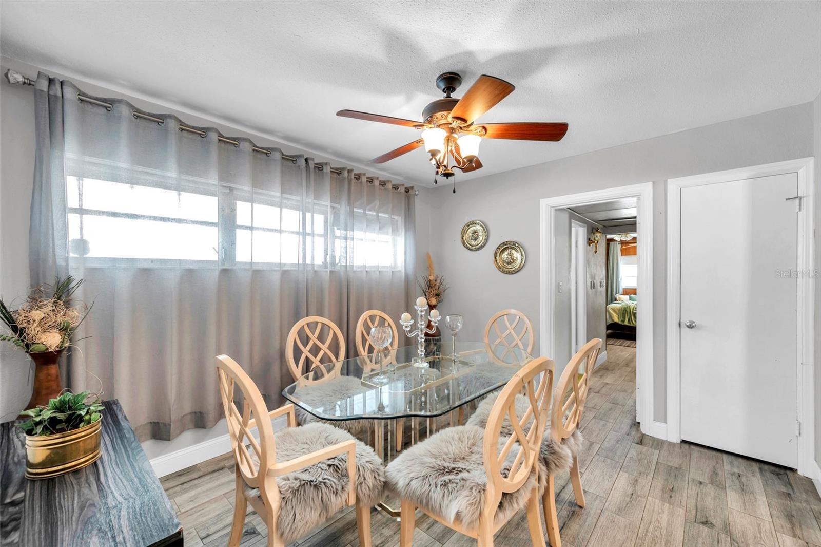 Image 14 of 35 For 4518 15th Avenue N