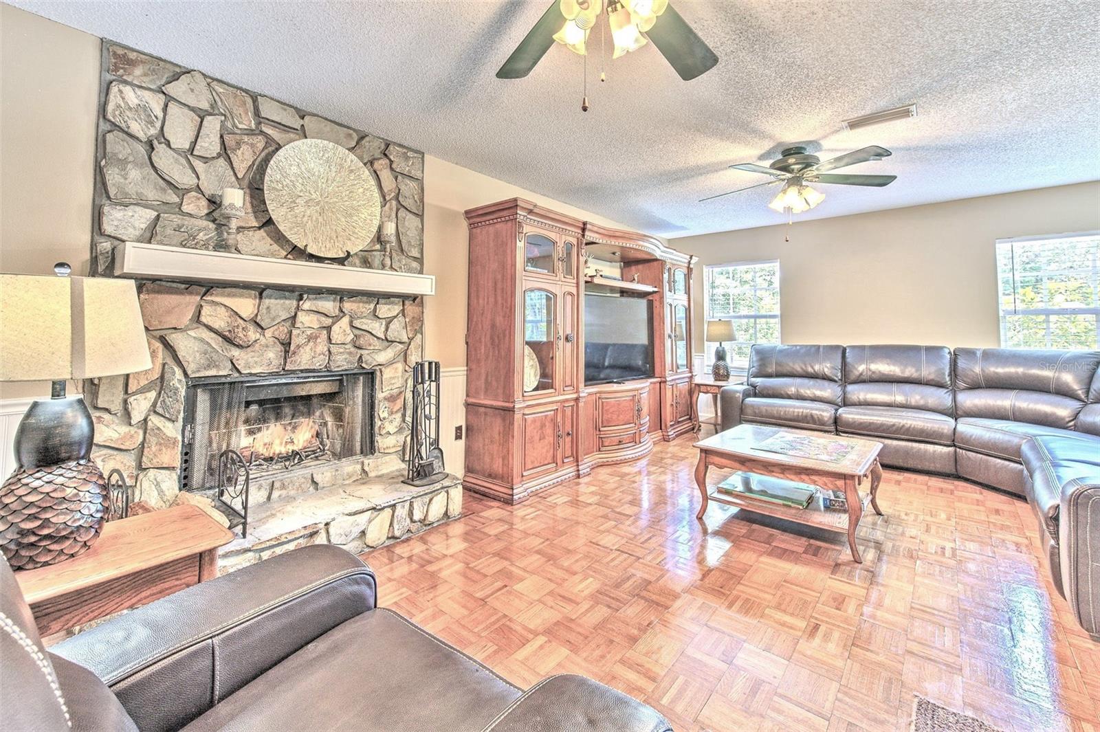 Image 14 of 51 For 3125 12th Avenue E