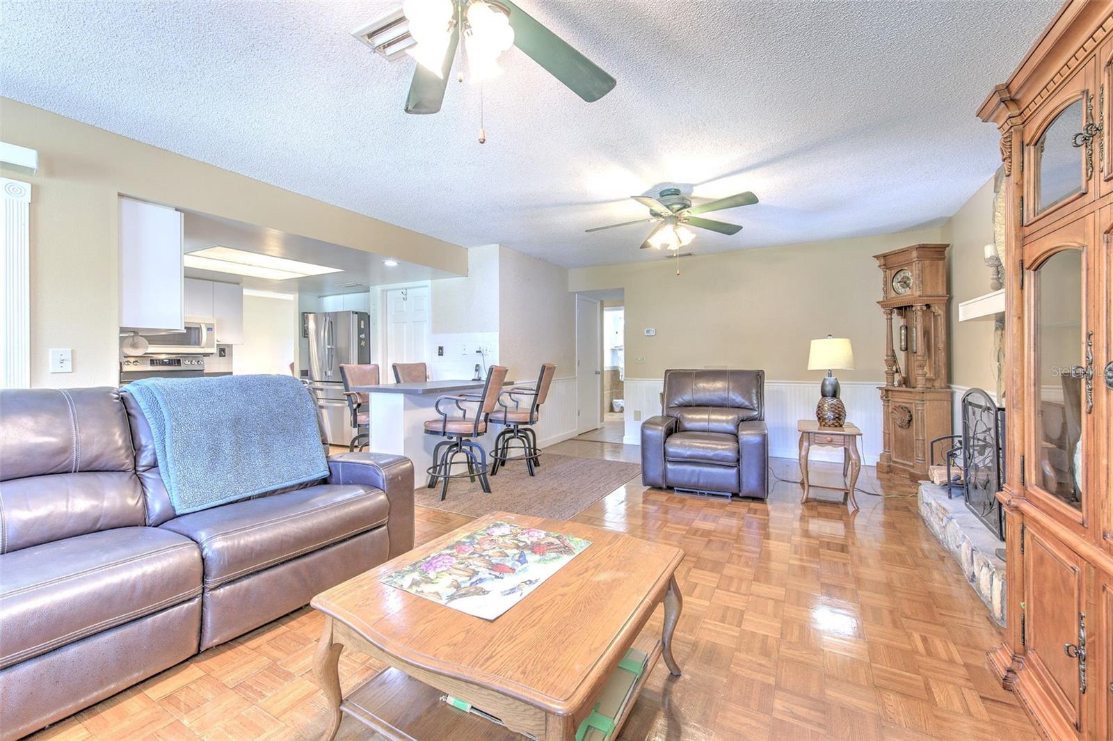 Image 17 of 51 For 3125 12th Avenue E