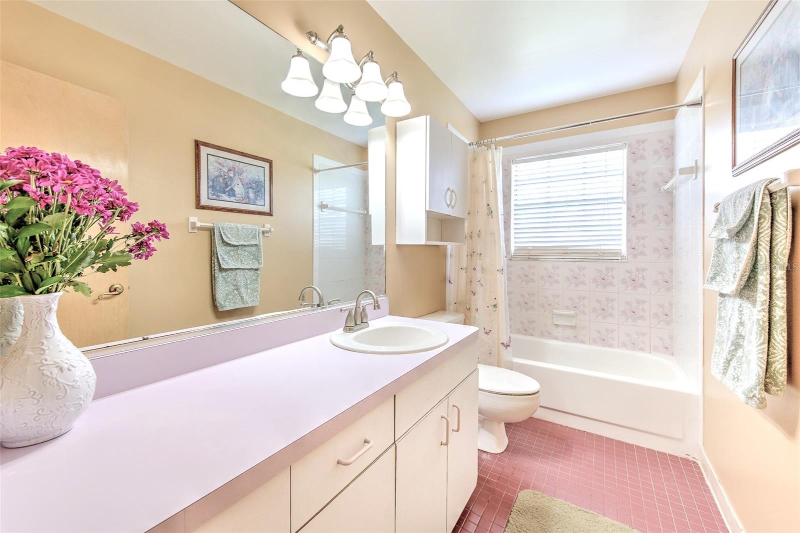 Image 30 of 51 For 3125 12th Avenue E