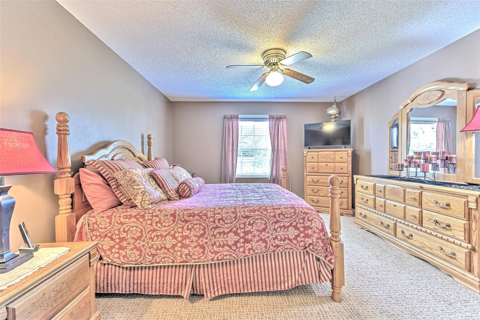 Image 31 of 51 For 3125 12th Avenue E