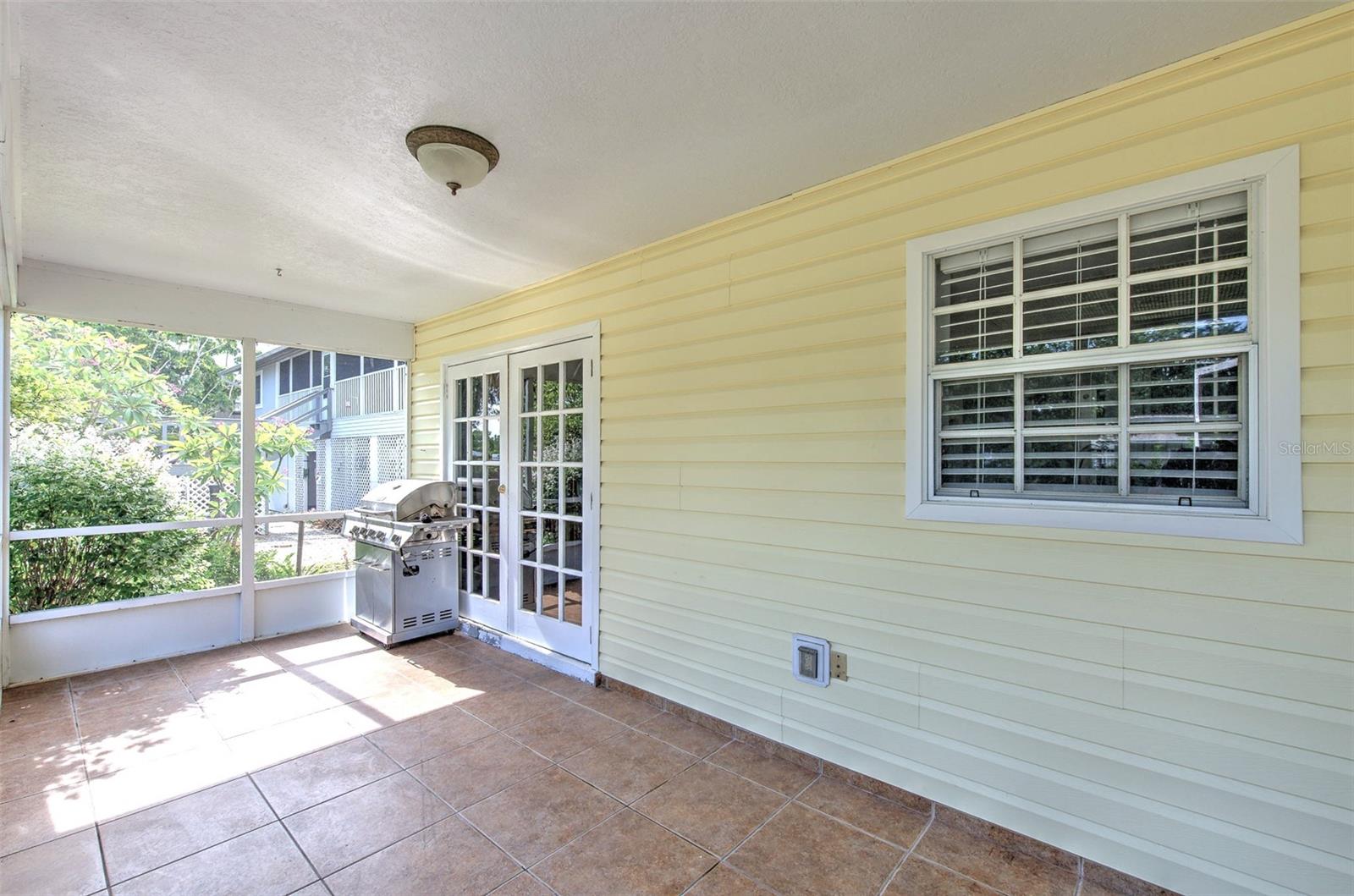Image 35 of 51 For 3125 12th Avenue E