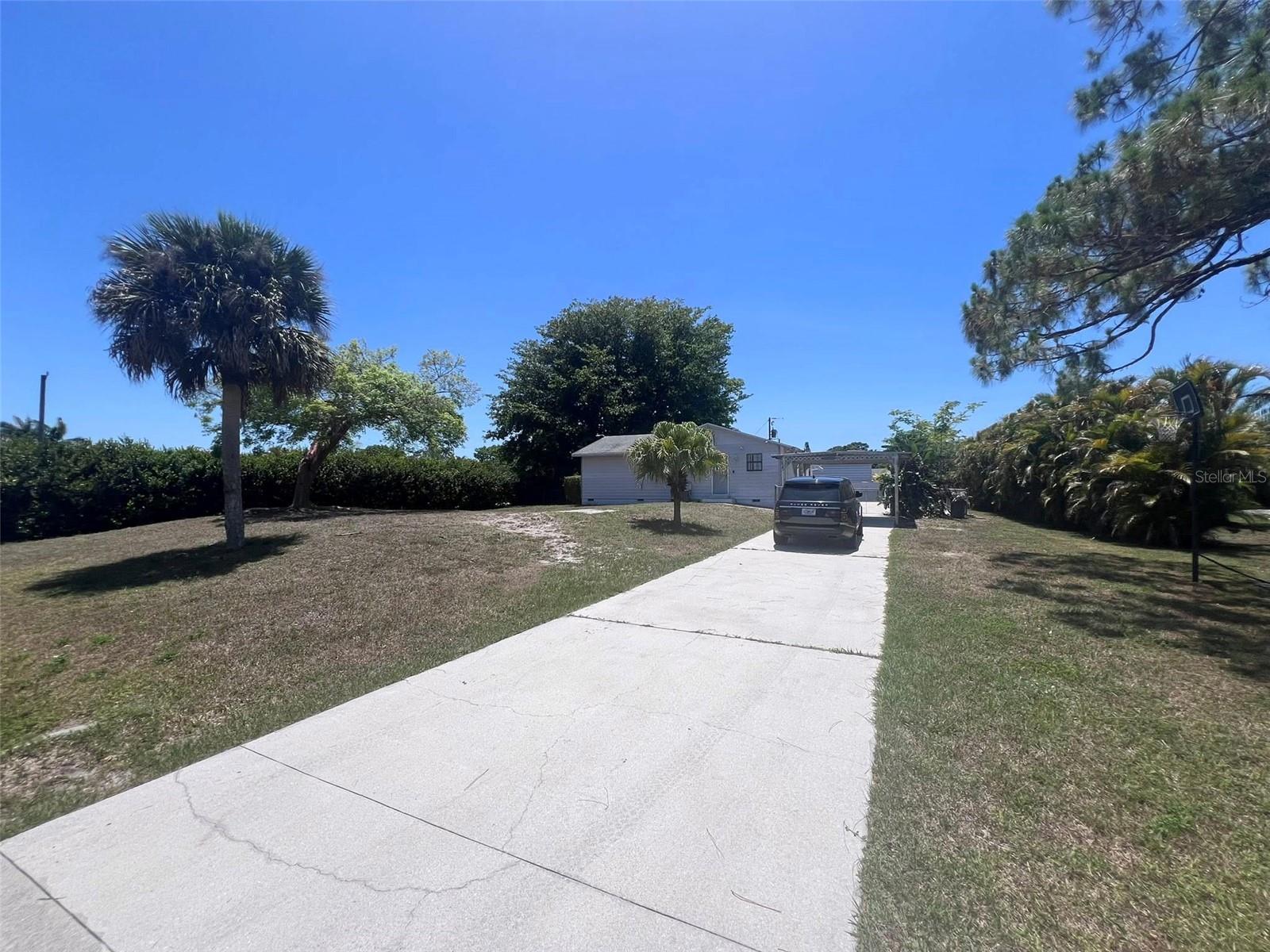 Details for 425 Southwest Boulevard, NAPLES, FL 34113