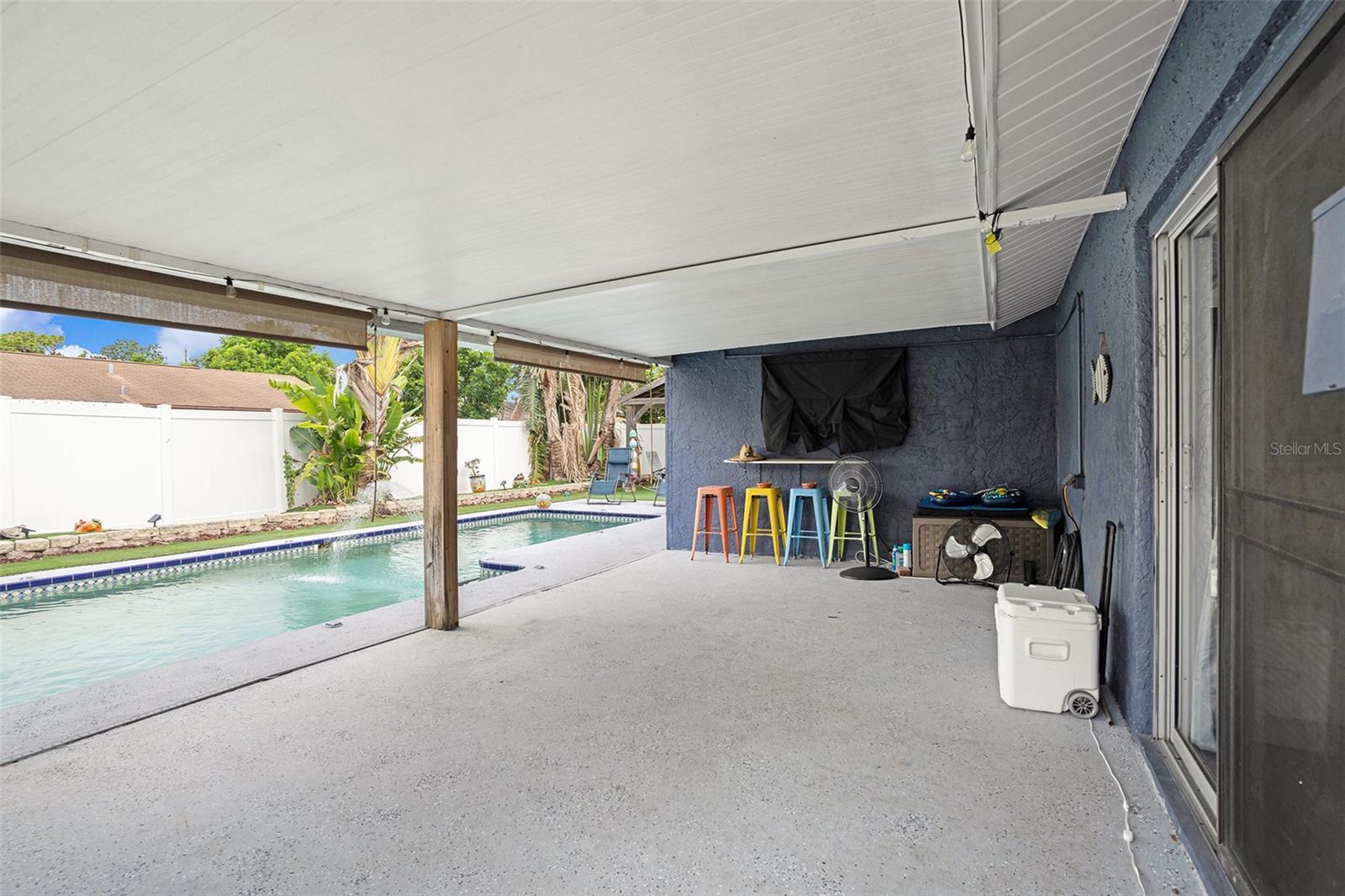 Image 23 of 26 For 6634 Woodland Boulevard N