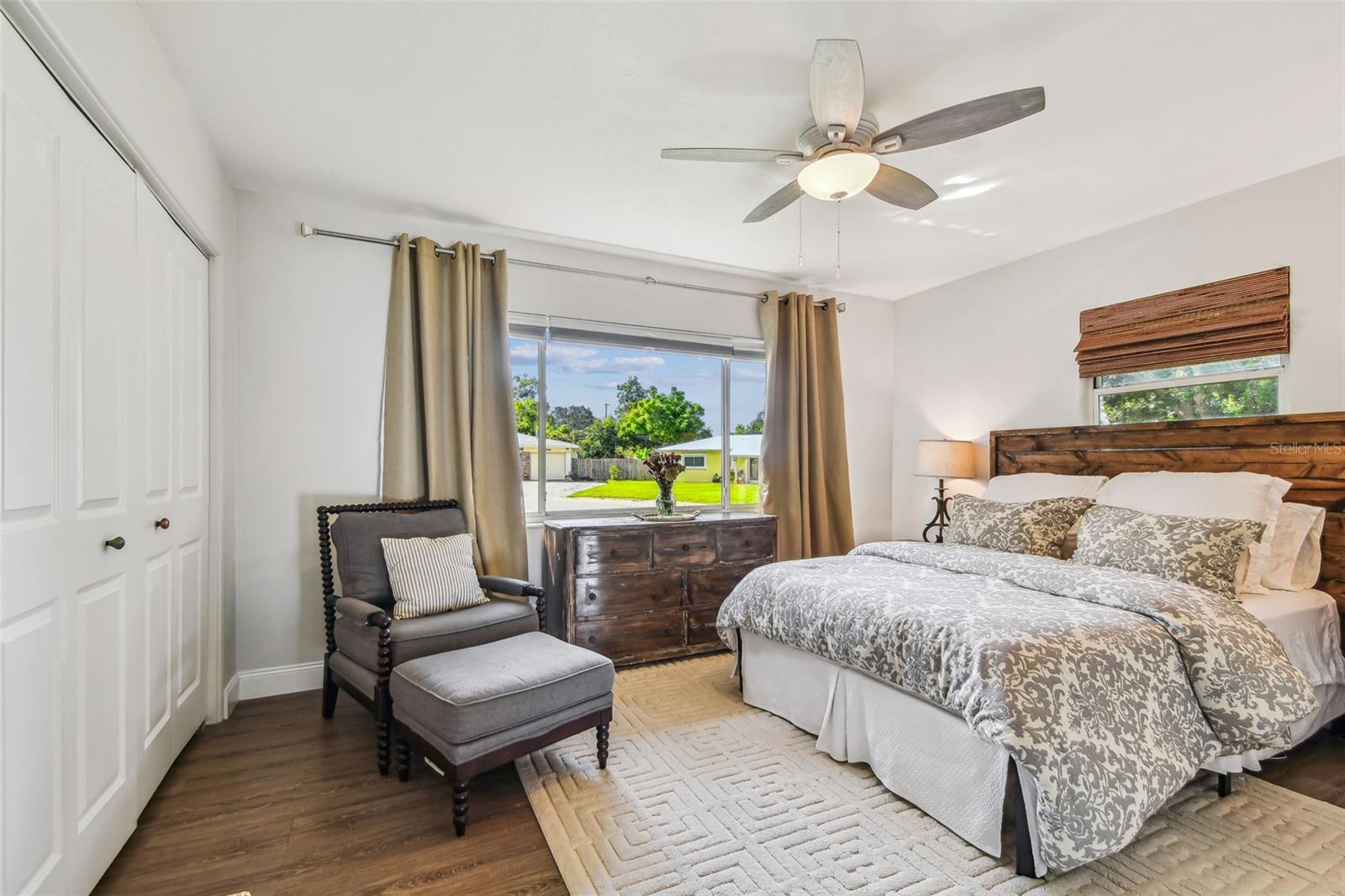 Image 15 of 33 For 2700 52nd Way N