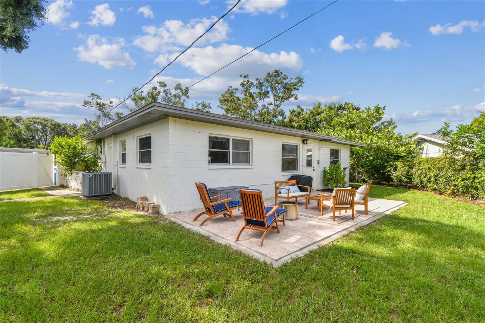Image 26 of 33 For 2700 52nd Way N