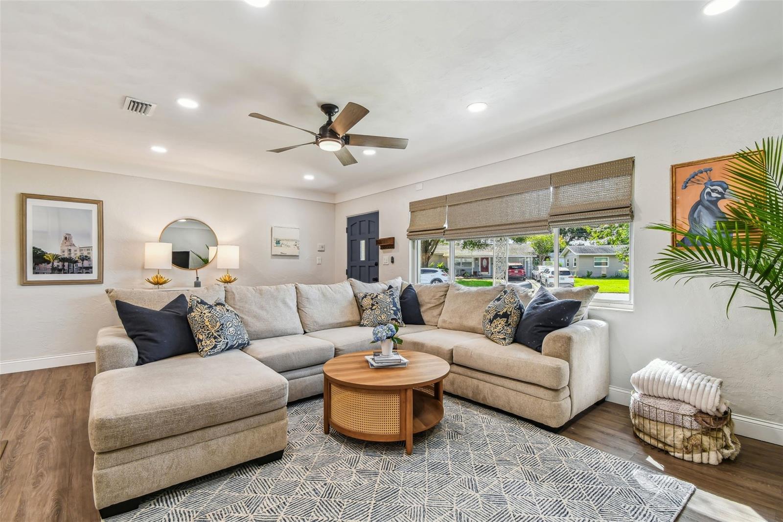 Image 5 of 33 For 2700 52nd Way N