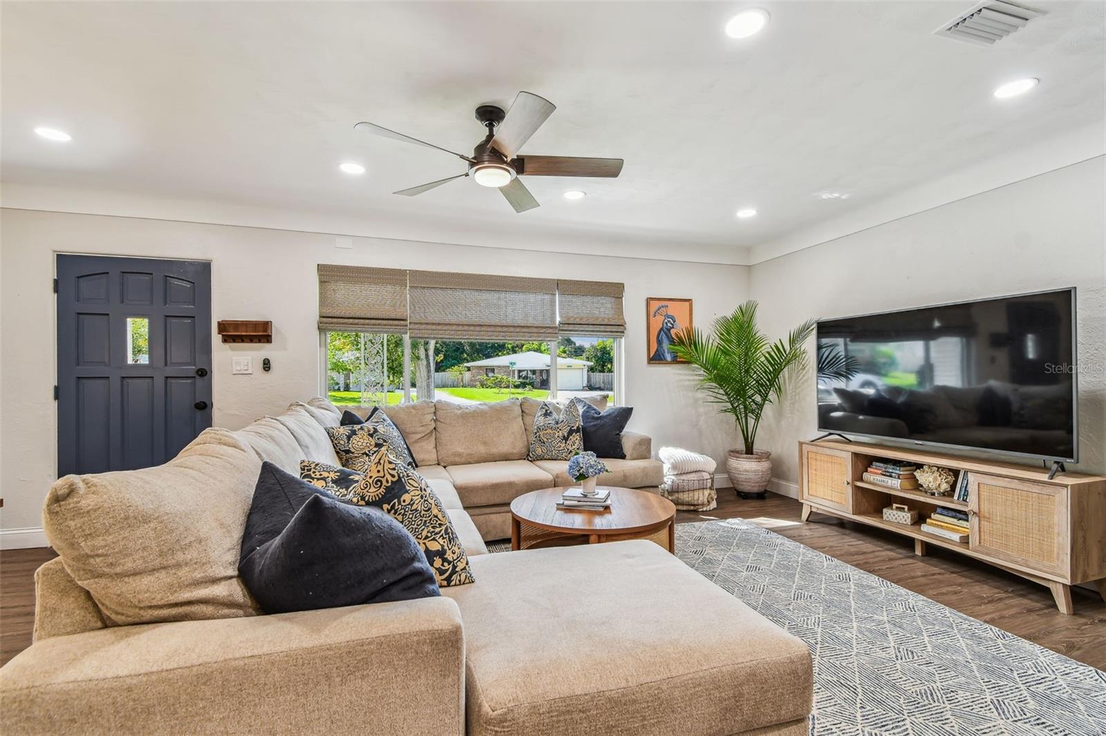Image 6 of 33 For 2700 52nd Way N