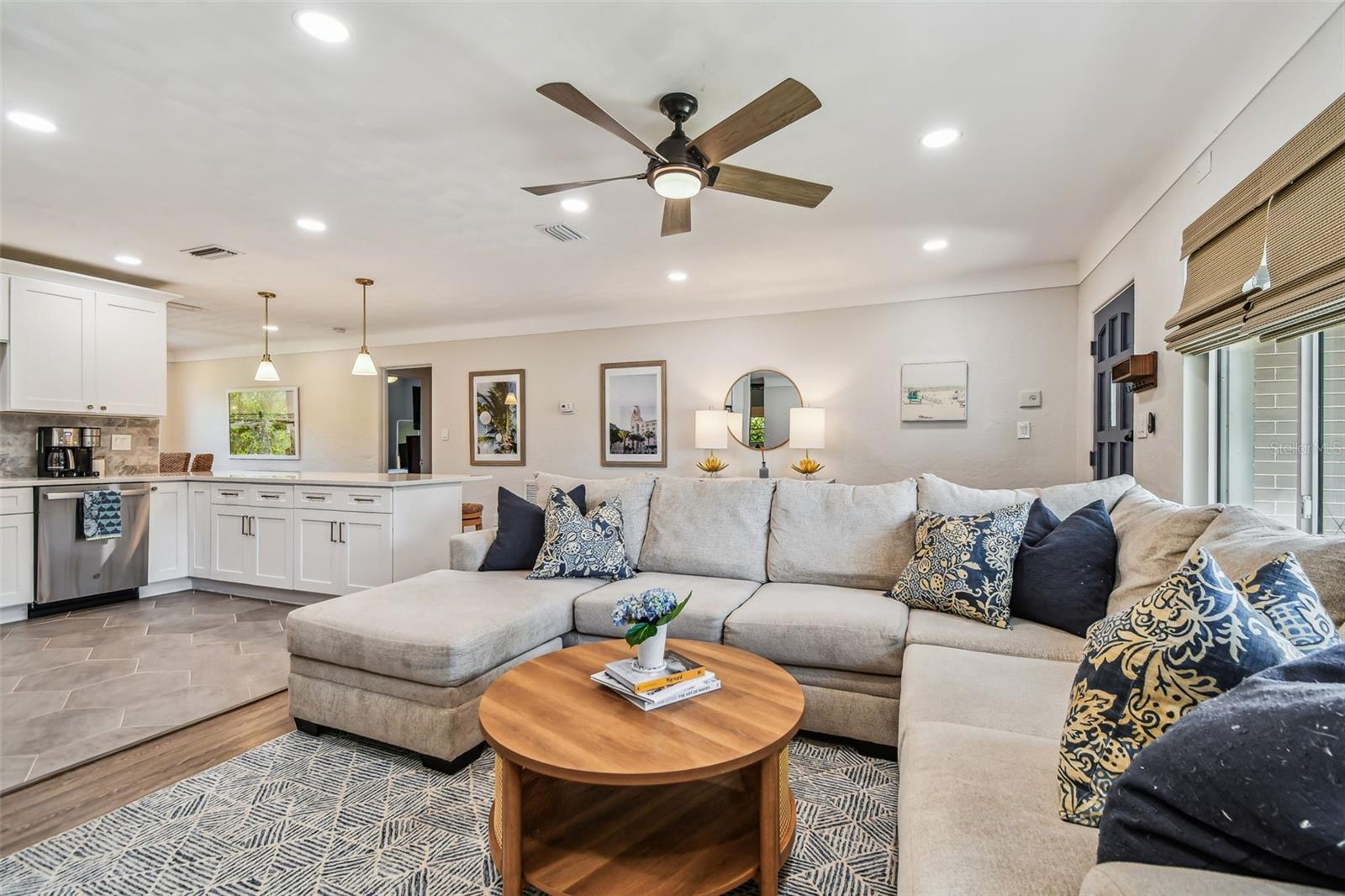 Image 7 of 33 For 2700 52nd Way N
