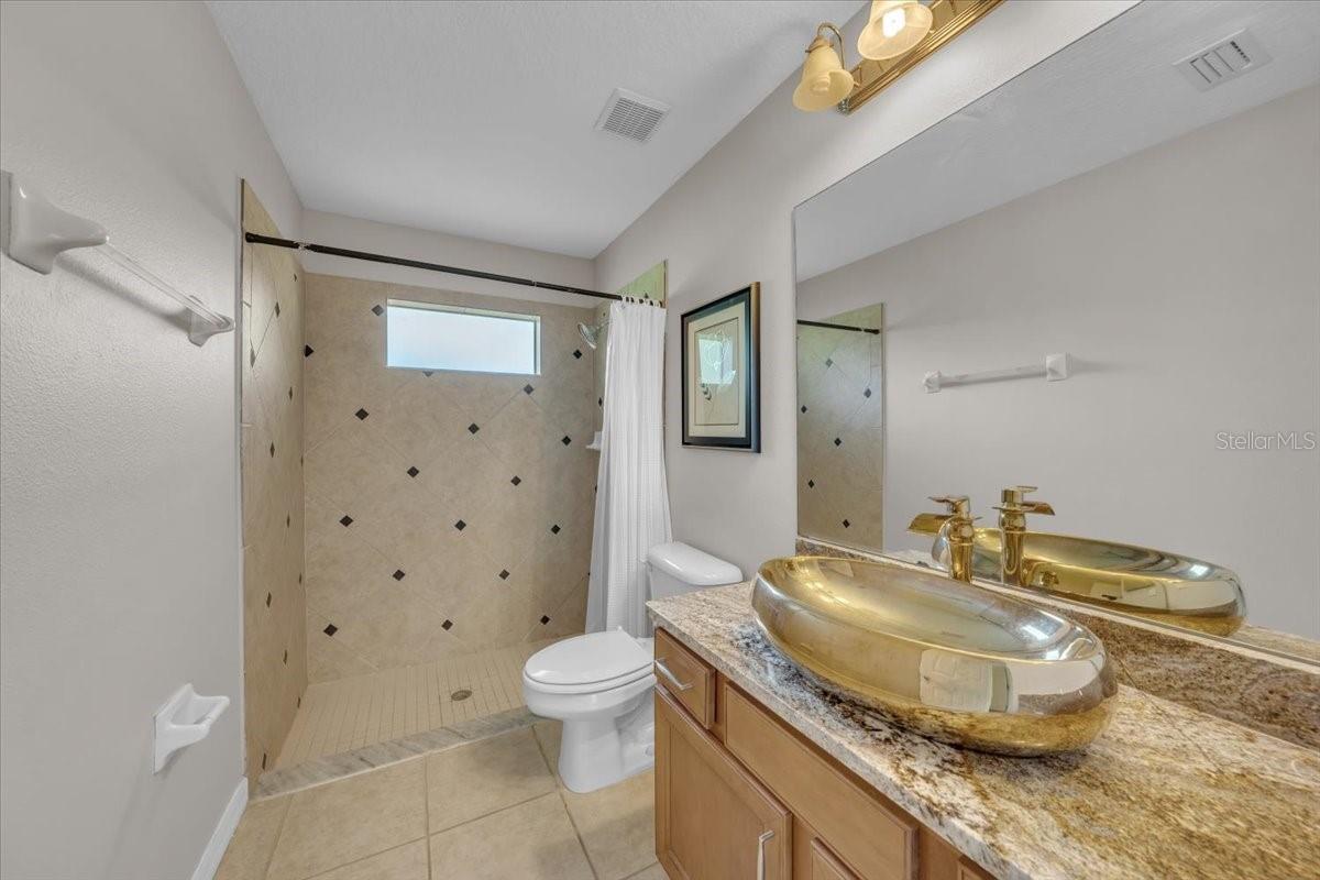 Image 22 of 29 For 5803 Tanagerside Road