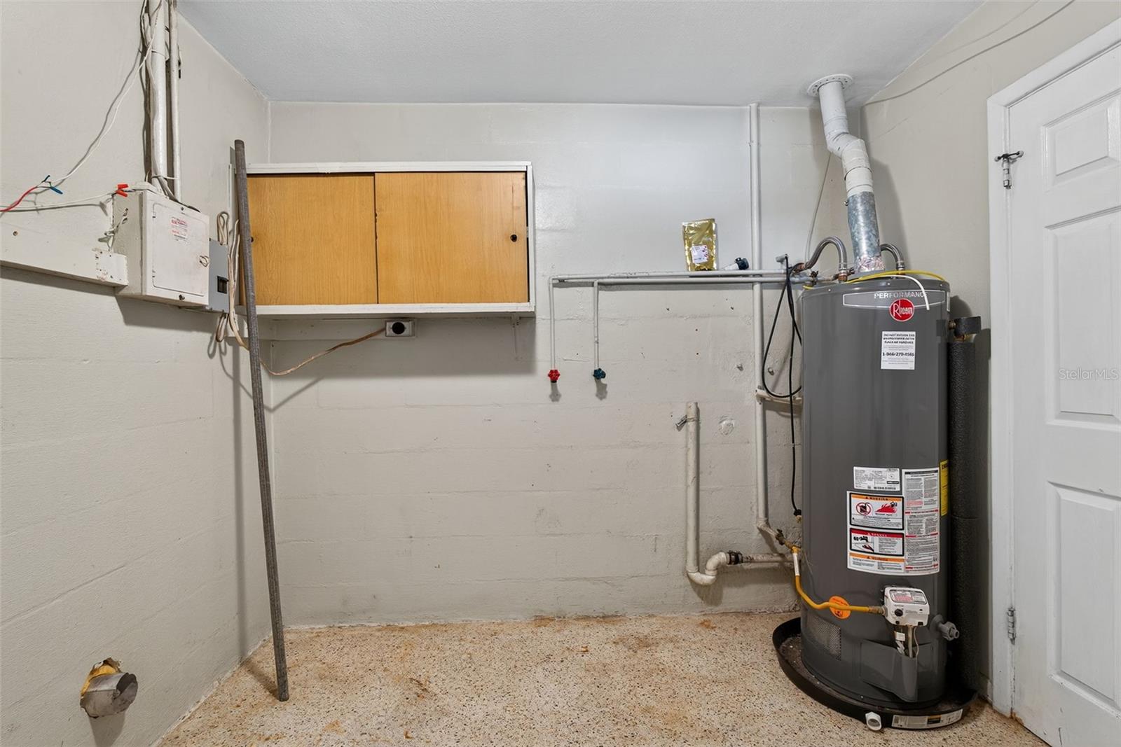 Image 12 of 25 For 1557 79th Avenue N