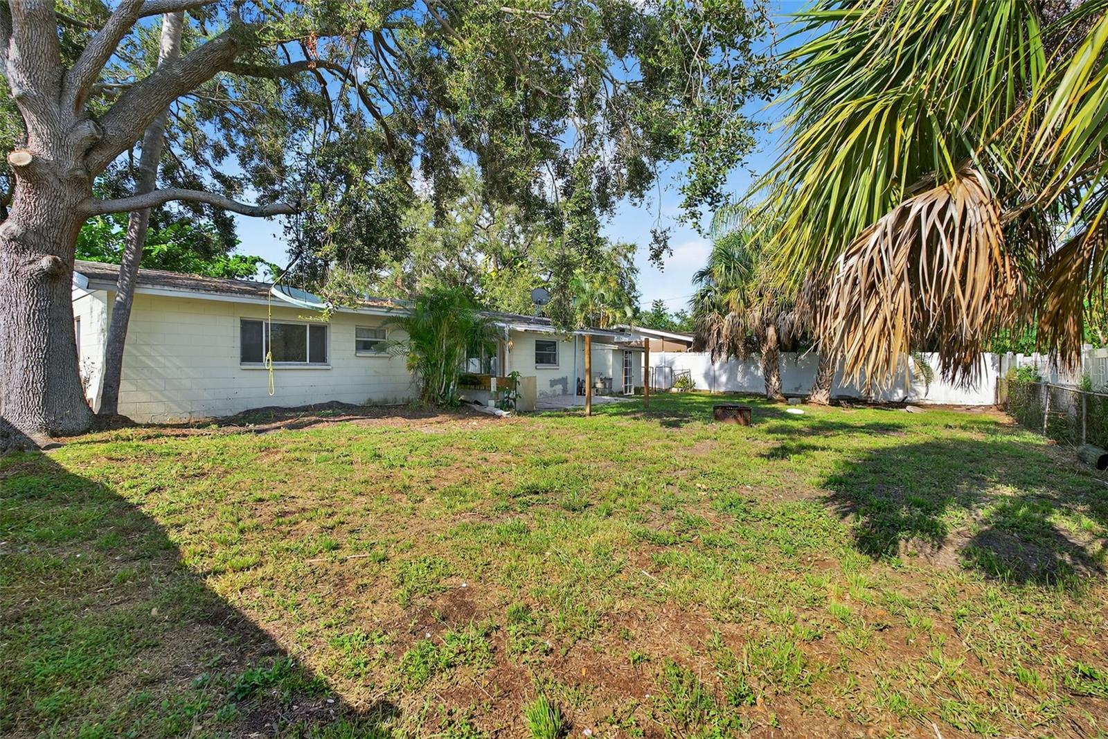 Image 23 of 25 For 1557 79th Avenue N