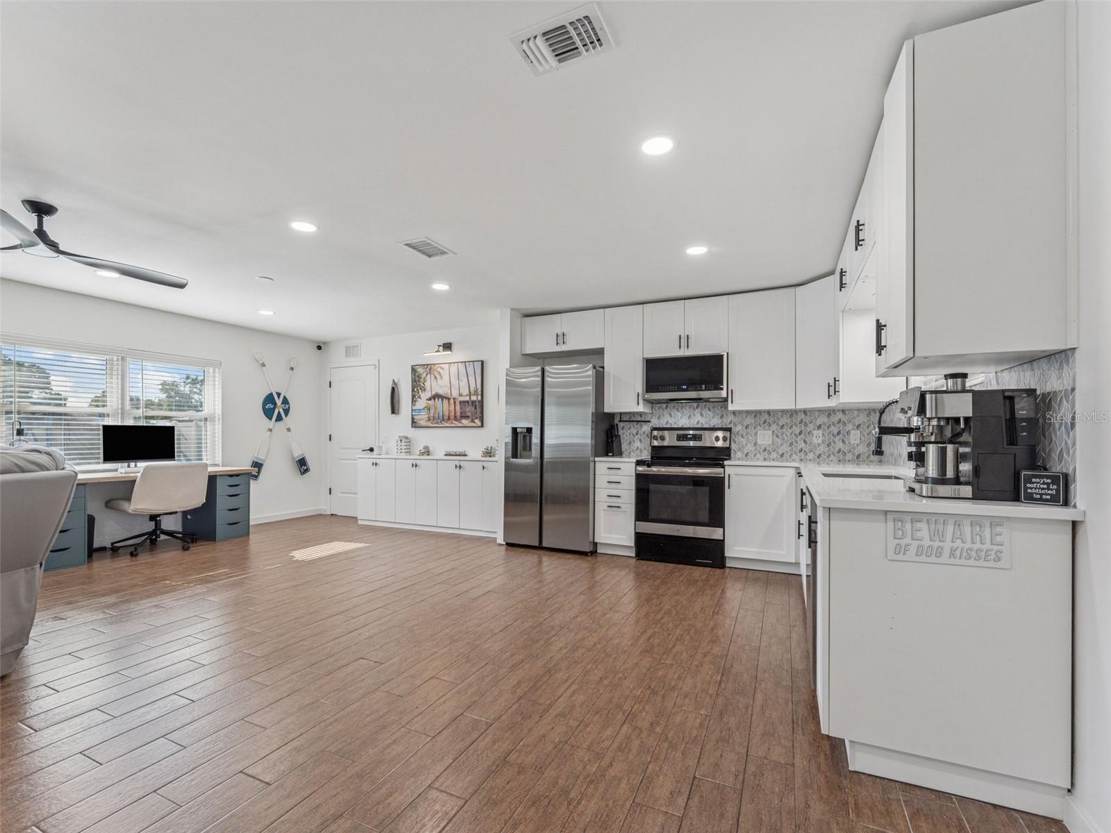Image 13 of 37 For 9951 53rd Lane N