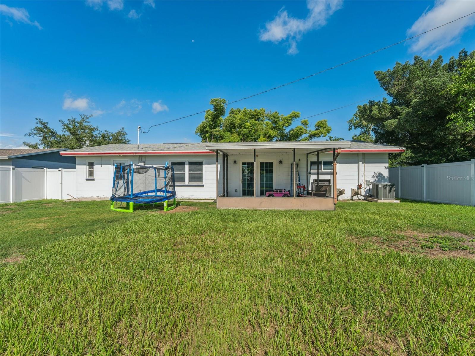 Image 28 of 37 For 9951 53rd Lane N