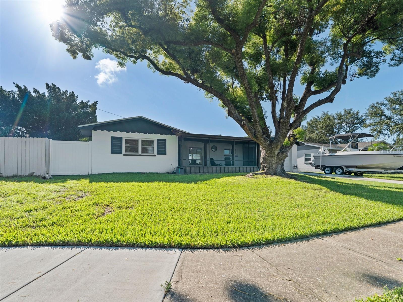 Image 3 of 37 For 9951 53rd Lane N