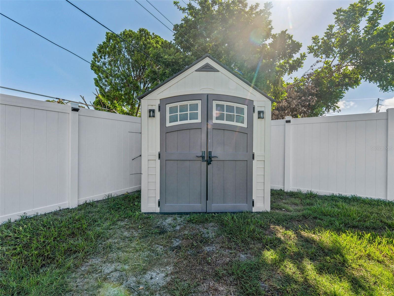 Image 31 of 37 For 9951 53rd Lane N