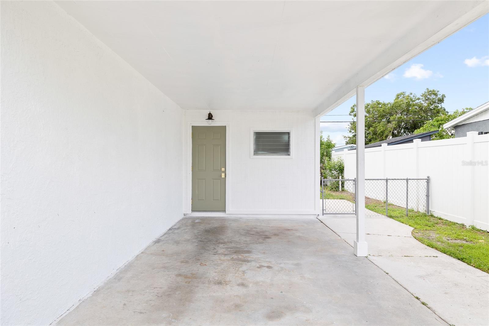 Image 4 of 26 For 6716 81st Avenue N
