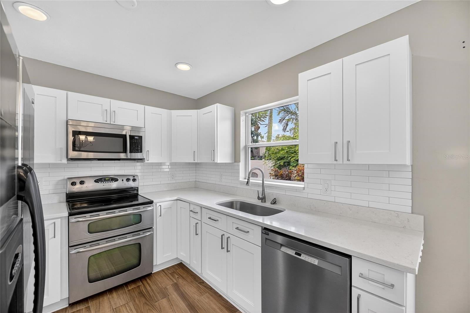 Image 17 of 55 For 10112 66th Avenue