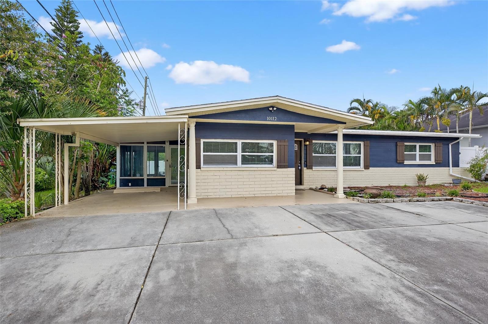 Image 4 of 55 For 10112 66th Avenue