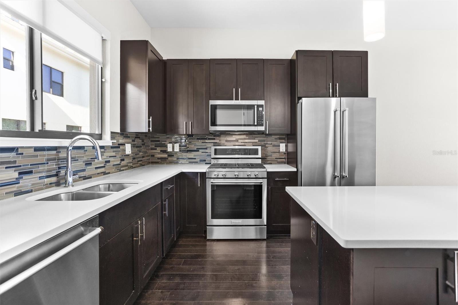 Image 2 of 56 For 818 2nd Avenue N