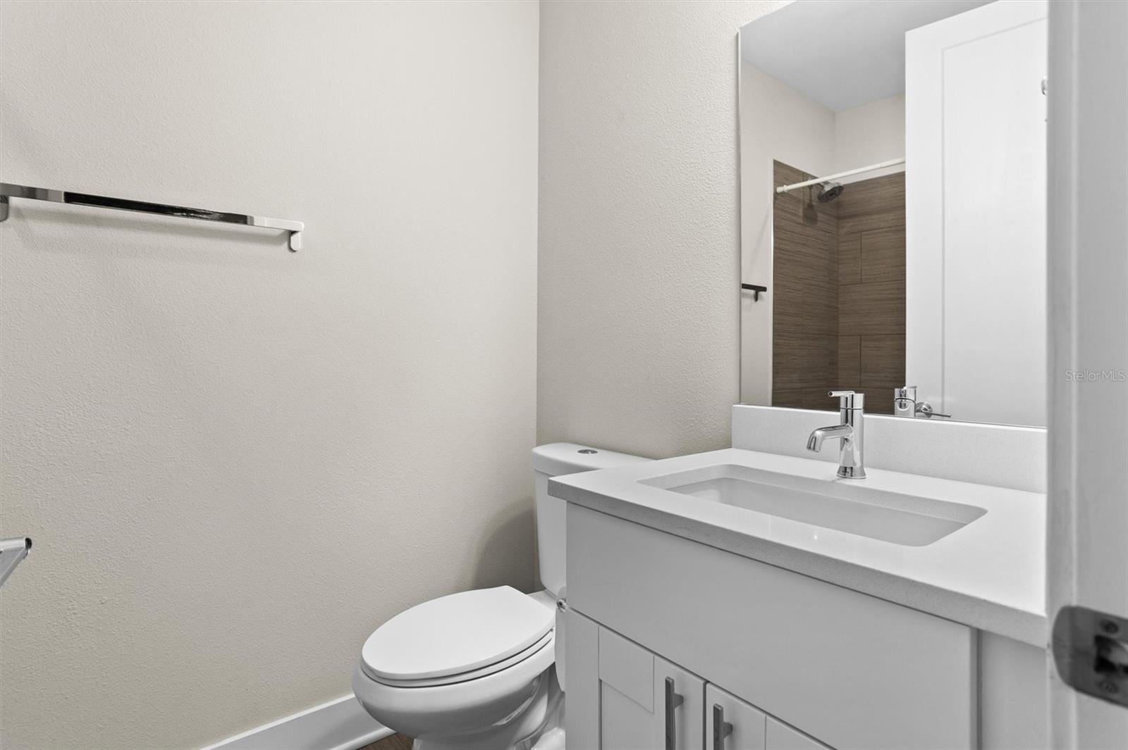 Image 20 of 56 For 818 2nd Avenue N