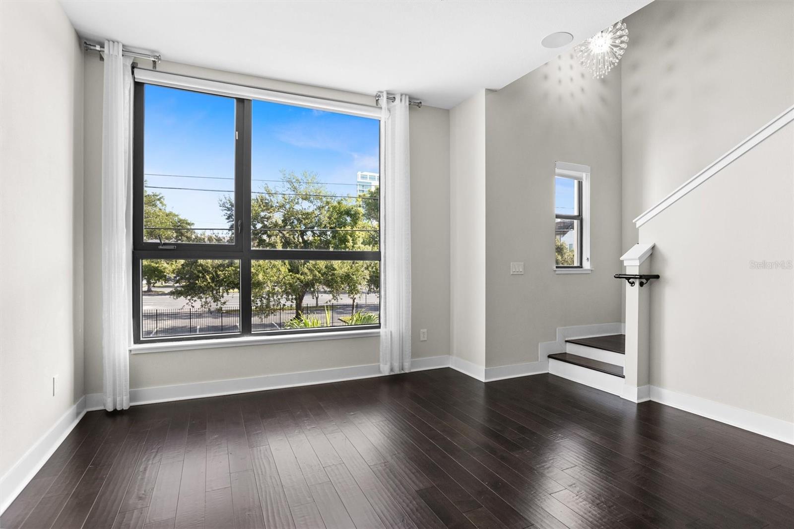 Image 3 of 56 For 818 2nd Avenue N