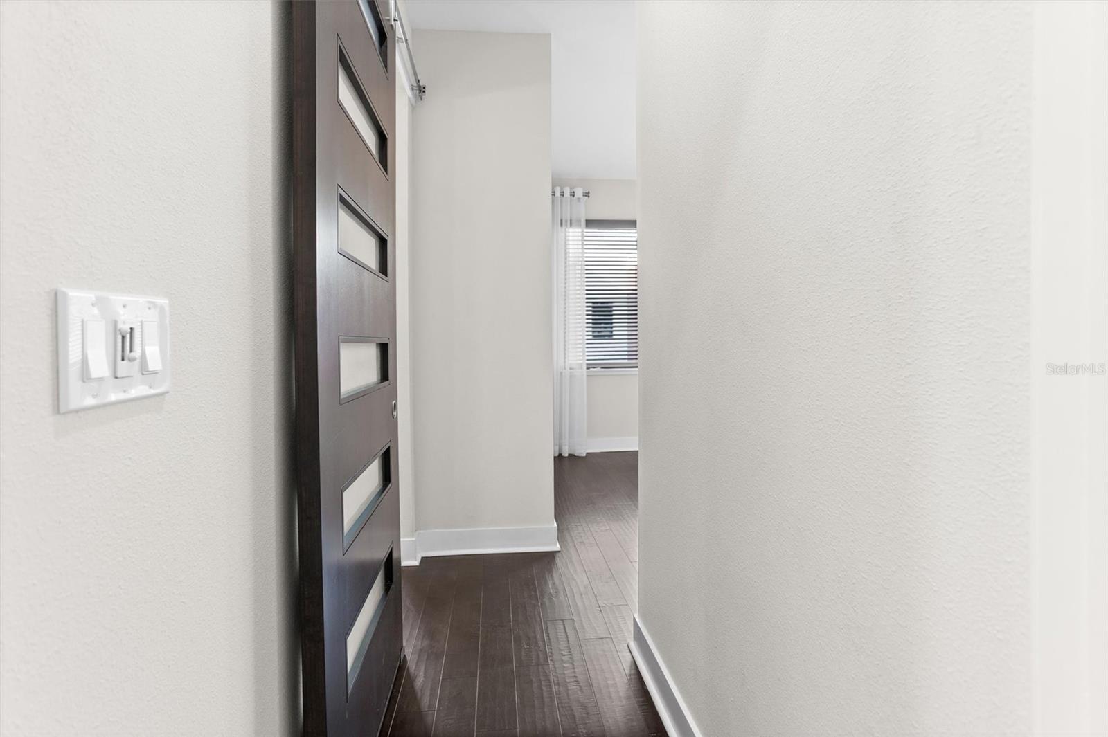Image 36 of 56 For 818 2nd Avenue N