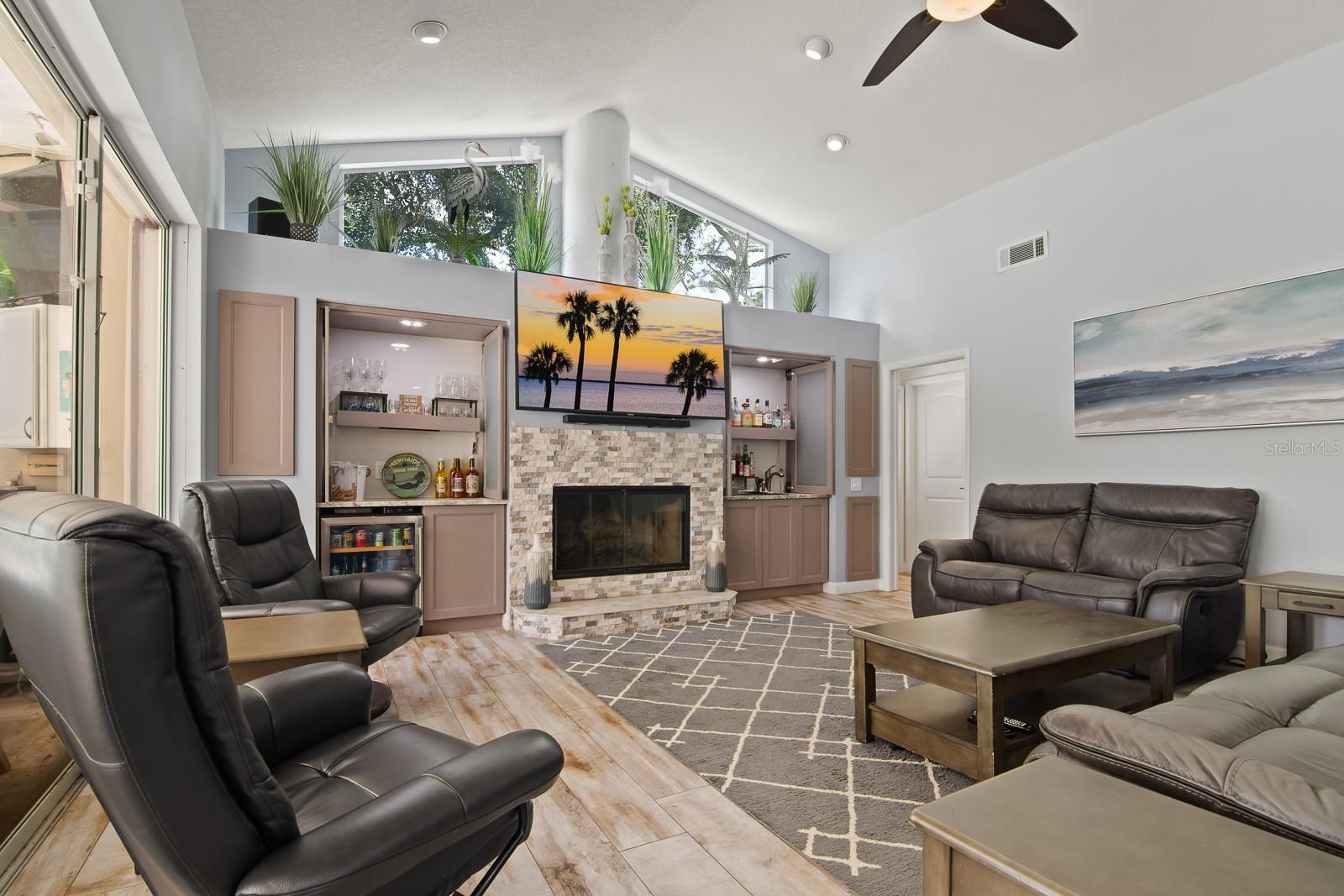 Image 18 of 57 For 3046 Homestead Oaks Drive