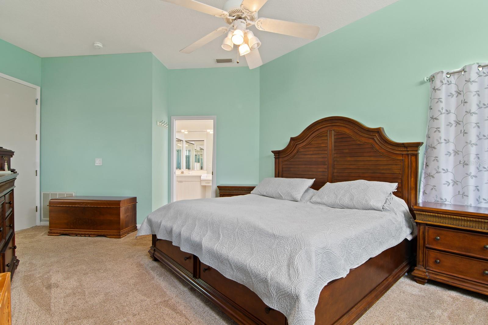 Image 21 of 57 For 3046 Homestead Oaks Drive