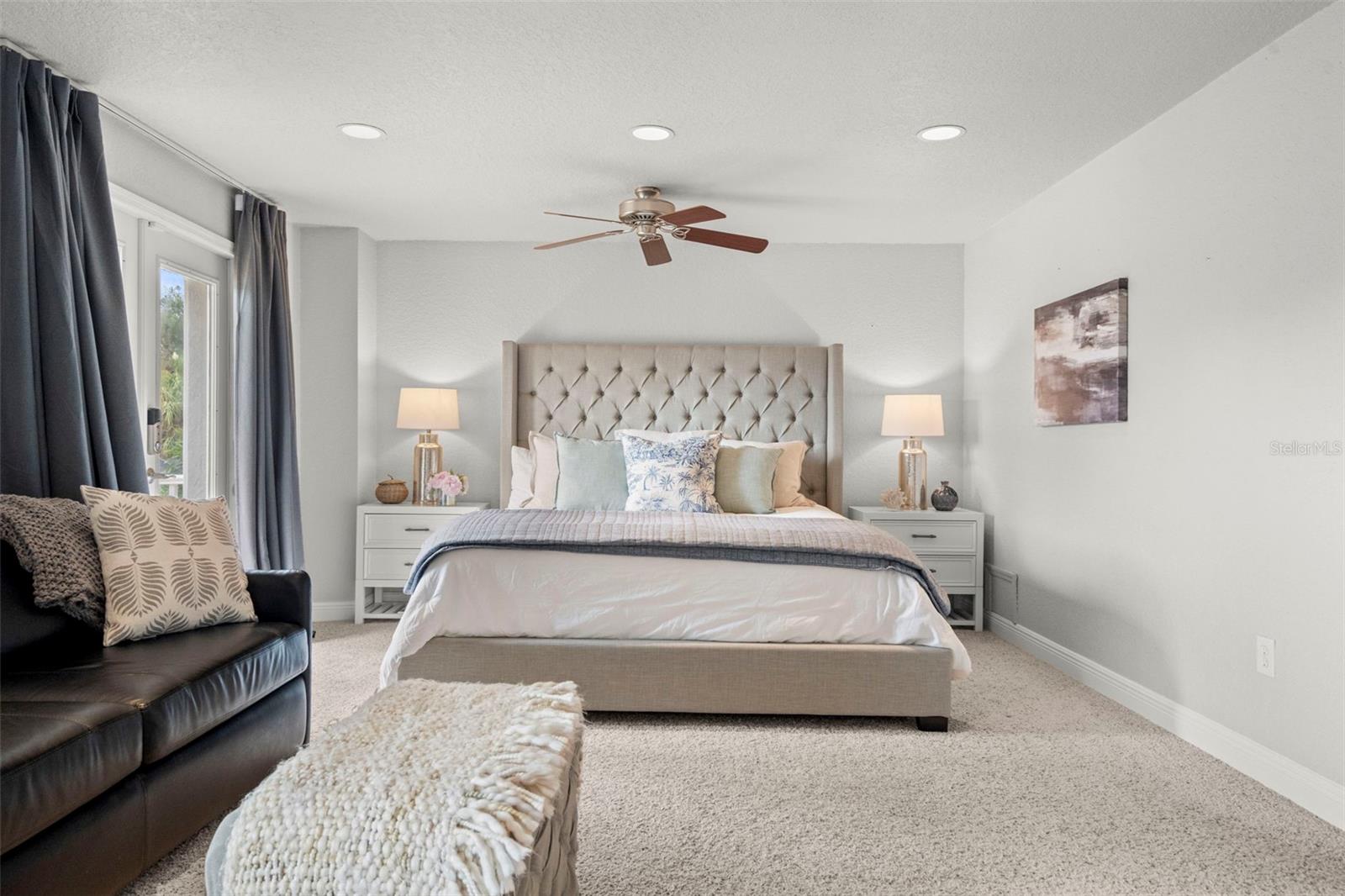 Listing photo id 29 for 2956 Meadow Hill Drive