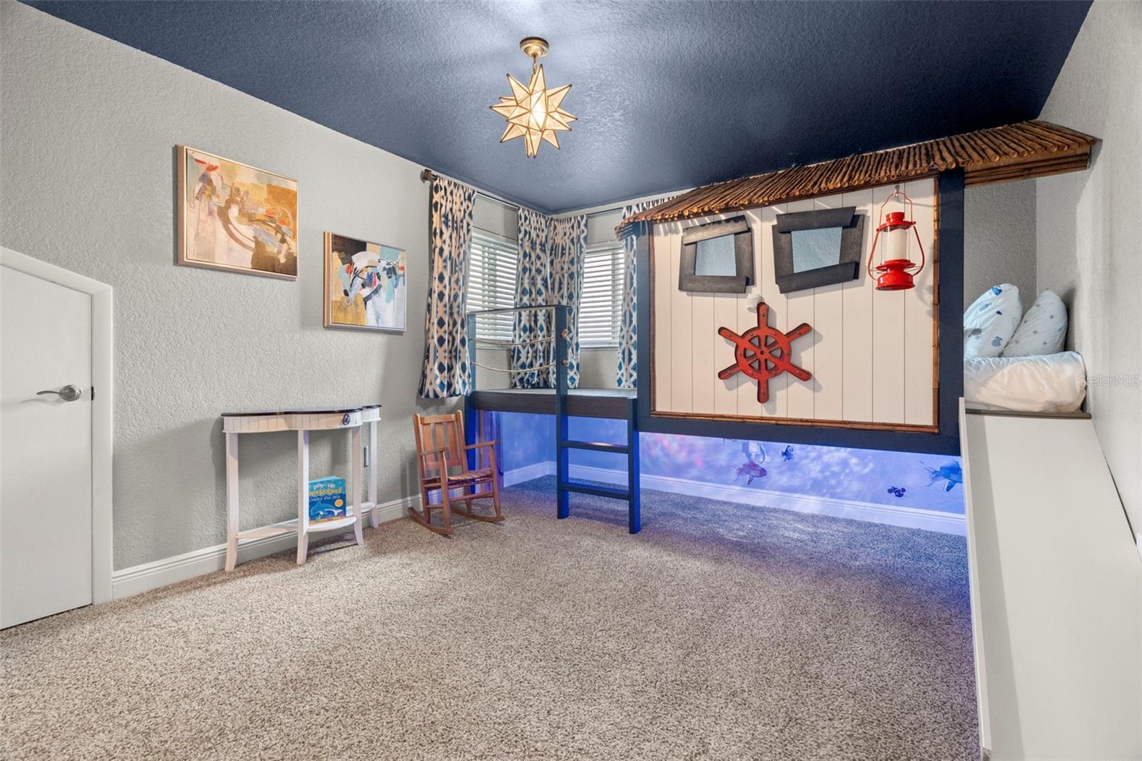 Listing photo id 37 for 2956 Meadow Hill Drive