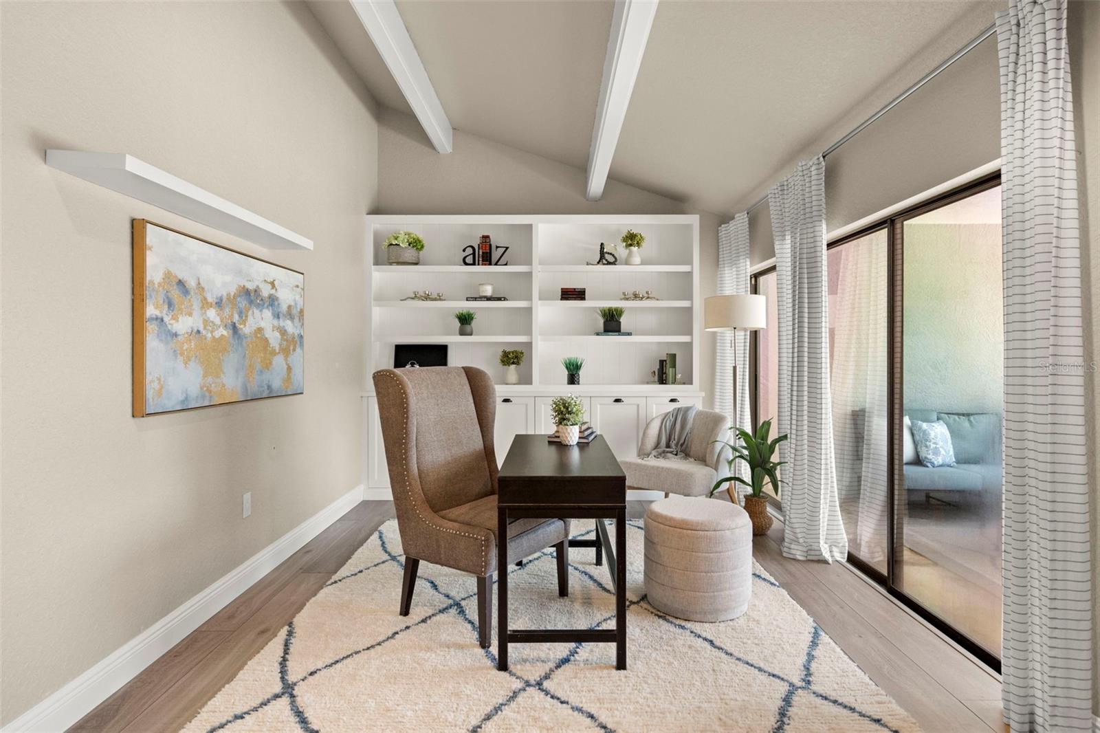 Listing photo id 42 for 2956 Meadow Hill Drive