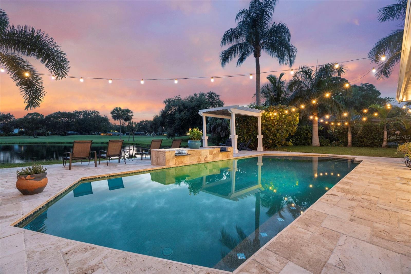 Listing photo id 48 for 2956 Meadow Hill Drive