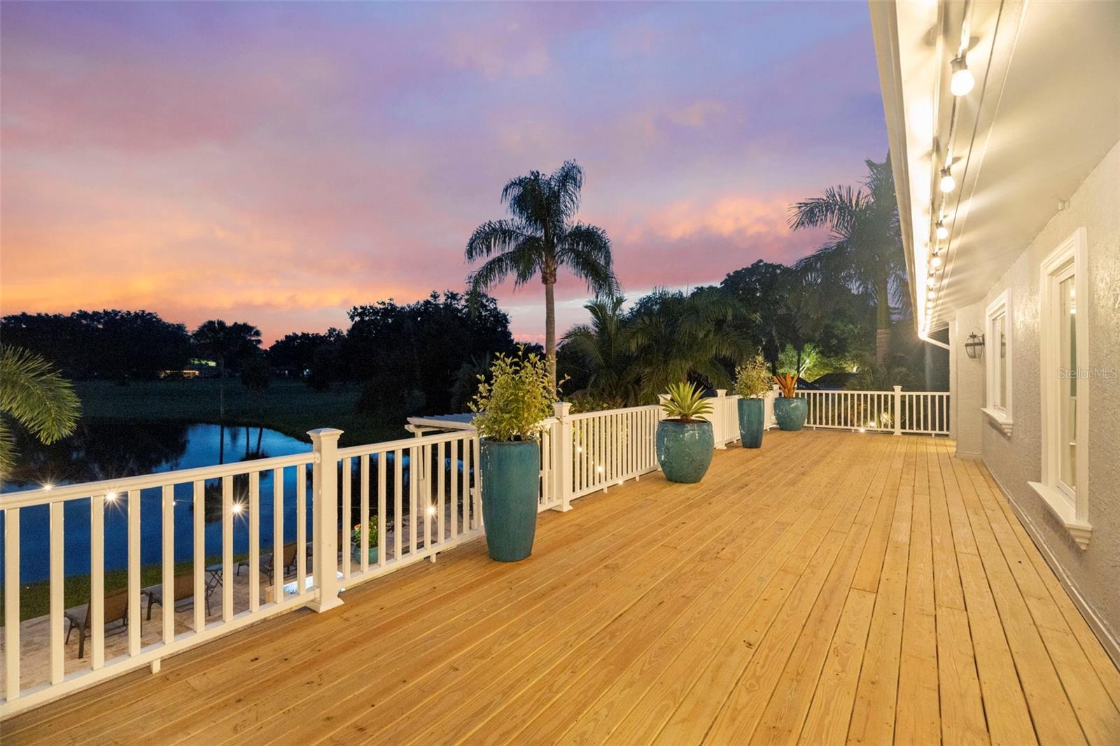 Listing photo id 51 for 2956 Meadow Hill Drive