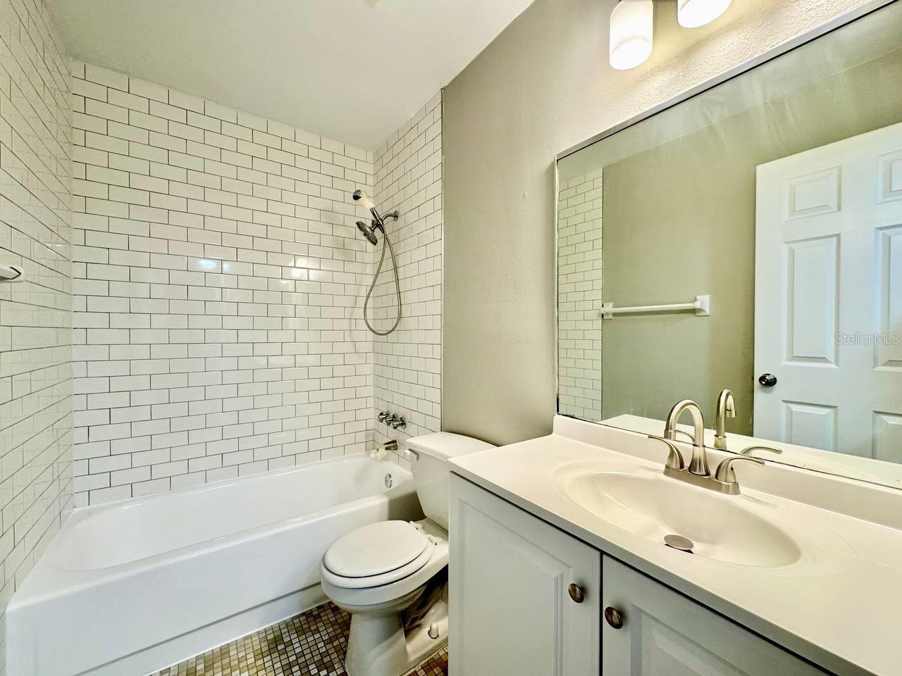 Image 11 of 17 For 9221 Tudor Drive A105