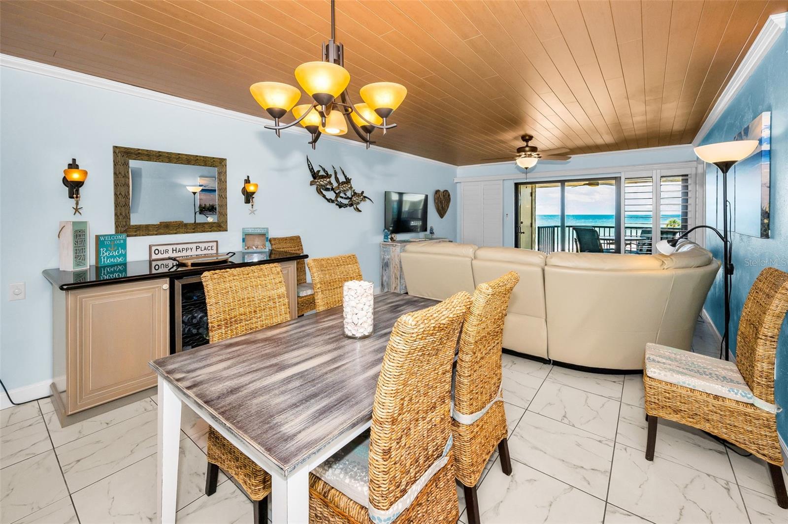 Image 20 of 86 For 3500 Gulf Boulevard 402