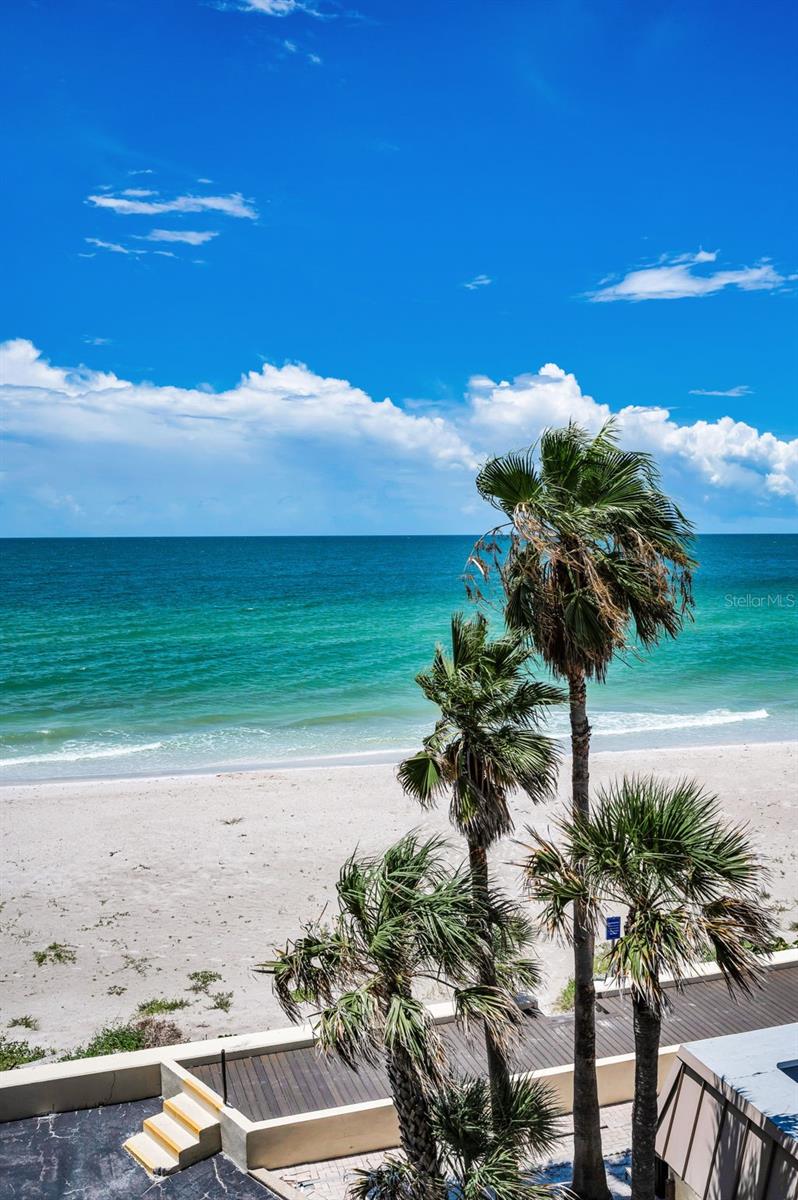 Image 31 of 86 For 3500 Gulf Boulevard 402