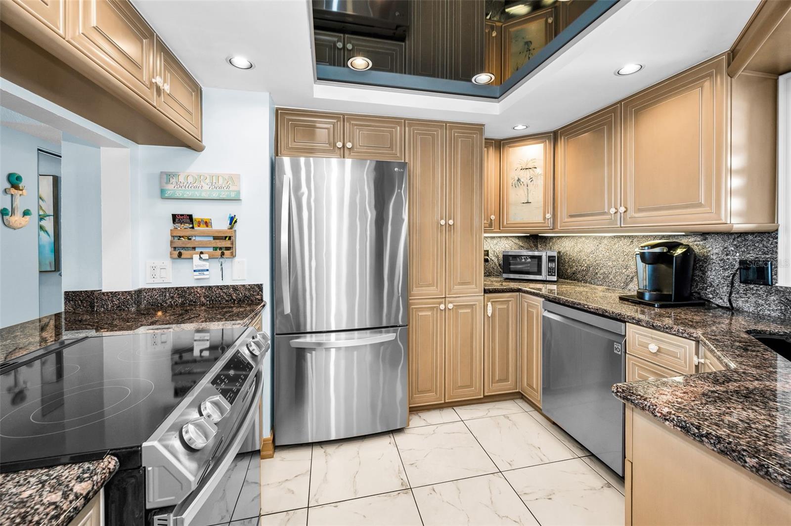 Image 34 of 86 For 3500 Gulf Boulevard 402