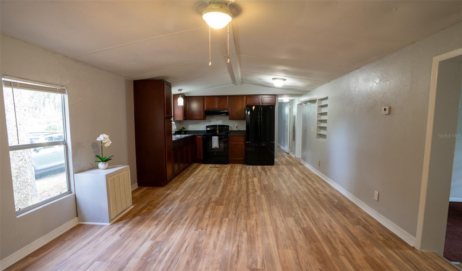 Image 9 of 37 For 12006 Deerfoot Place