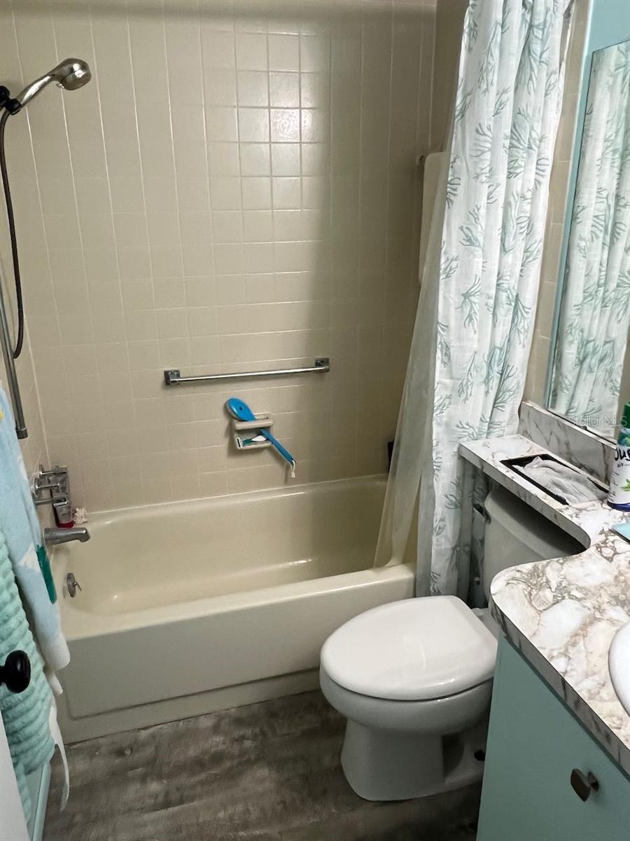 Image 37 of 55 For 12908 Wedgewood Way D