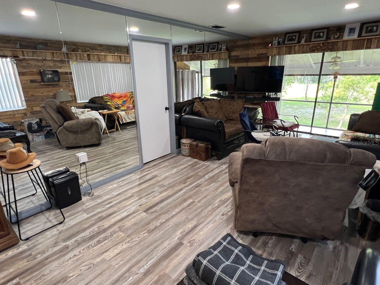 Image 9 of 55 For 12908 Wedgewood Way D