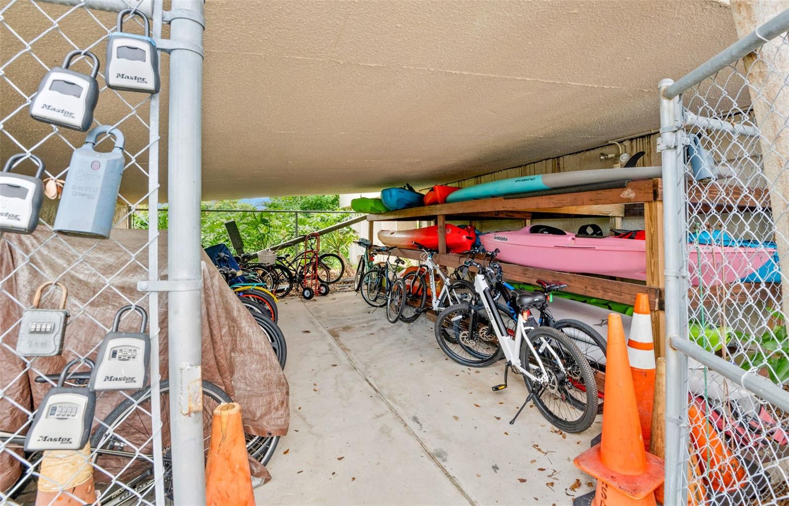 Image 33 of 43 For 6219 Palma Del Mar Boulevard S 606