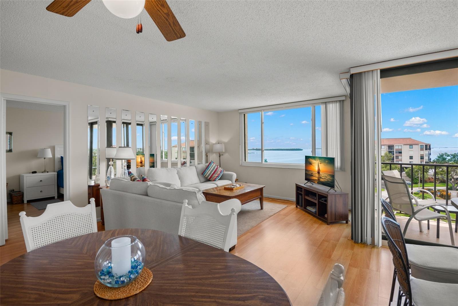 Image 9 of 43 For 6219 Palma Del Mar Boulevard S 606